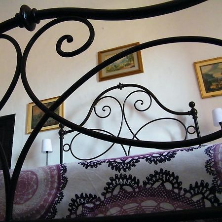 B&B Il Glicine Montefollonico Værelse billede