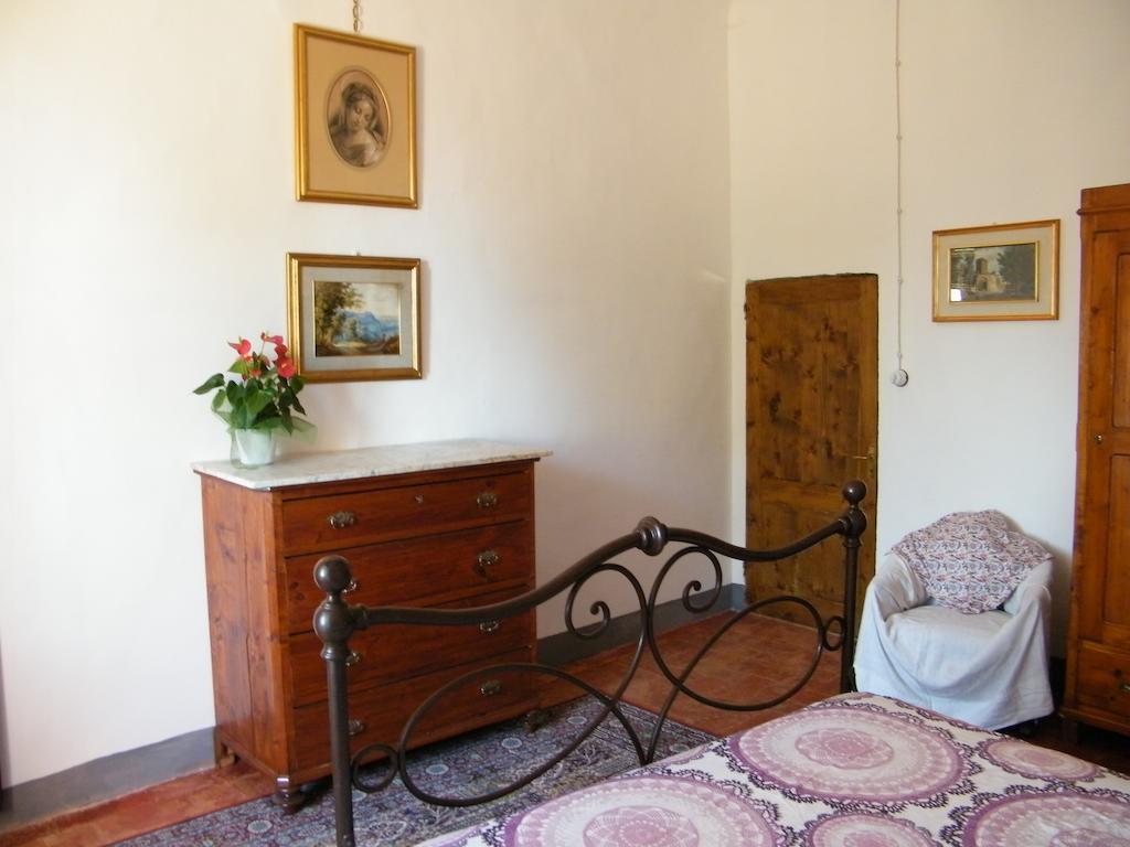 B&B Il Glicine Montefollonico Eksteriør billede