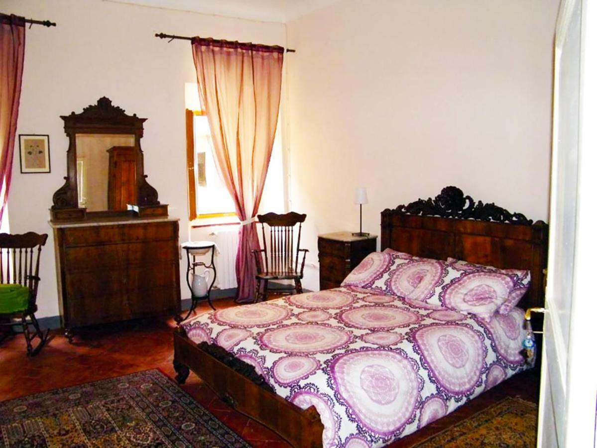 B&B Il Glicine Montefollonico Eksteriør billede